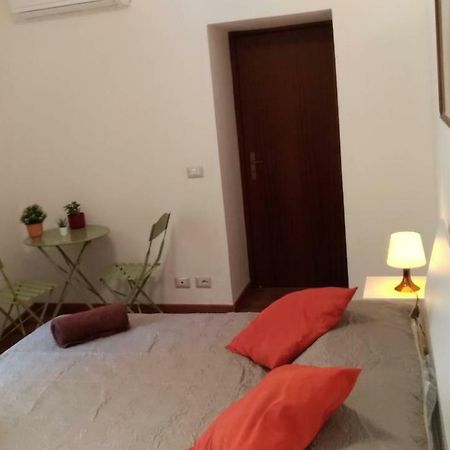 A Casa Di Lori Apartment Catania Exterior photo